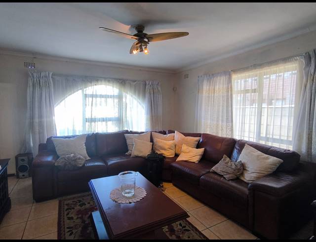3 BEDROOM HOUSE FOR SALE IN BELMONT PARK